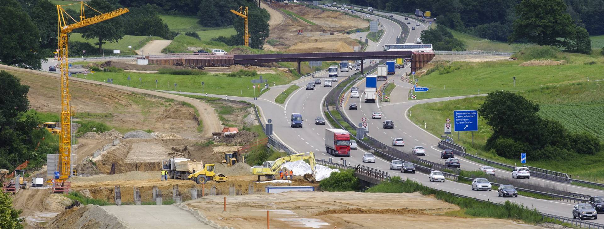 Partenerul tău în construcții, drumuri şi infrastructură
